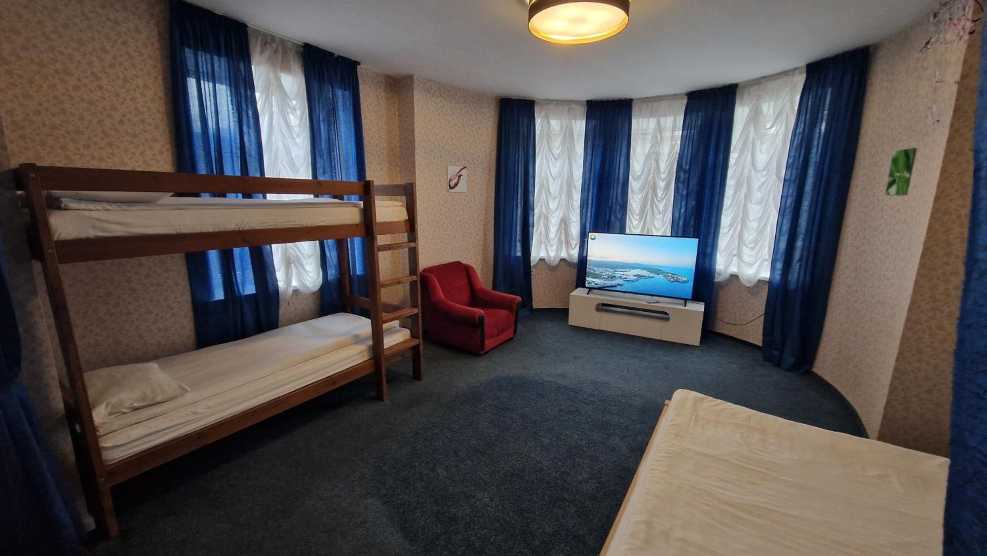 Central Hotel With Free Parking Рига Экстерьер фото